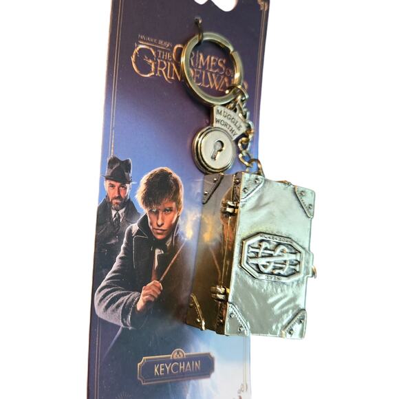 Harry Potter Bioworld The Crimes of Grindelwald Keychain - Picture 5 of 9
